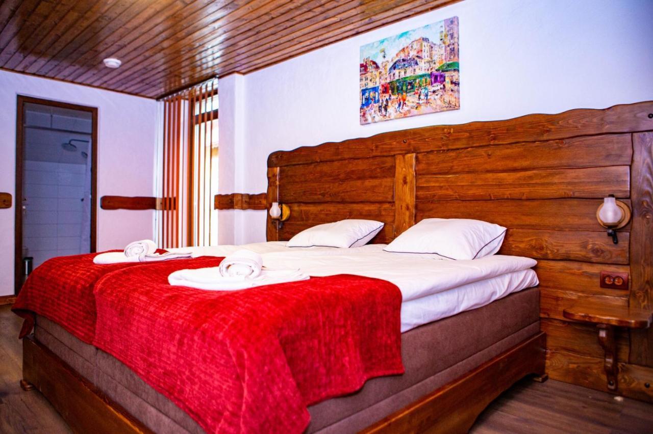 Vila Swe Sar Hotel Curtea de Argeş Buitenkant foto
